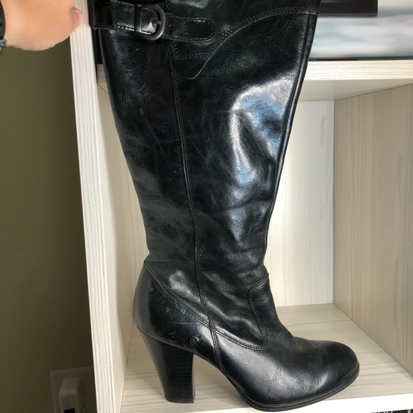 ⭐️ SALE ⭐️ Born Shoes Knee Length Boots (size 7) - Picture 7 of 14